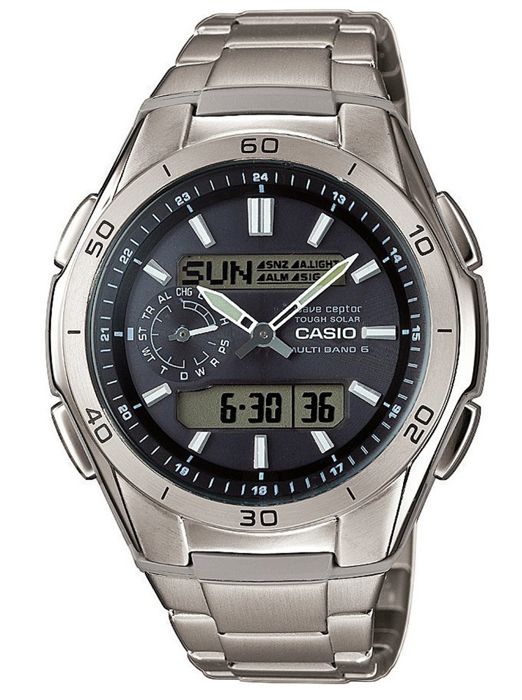 Montre Casio Waveceptor grise en titane