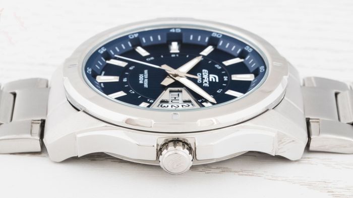 Montre Casio EF129D2AVEF homme à quartz, cadran bleu
